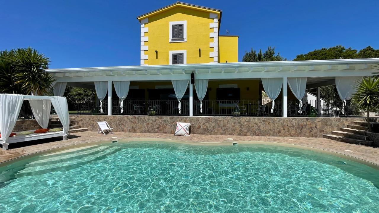 Borgo Del Nespolo Bed & Breakfast Peschici Exterior foto